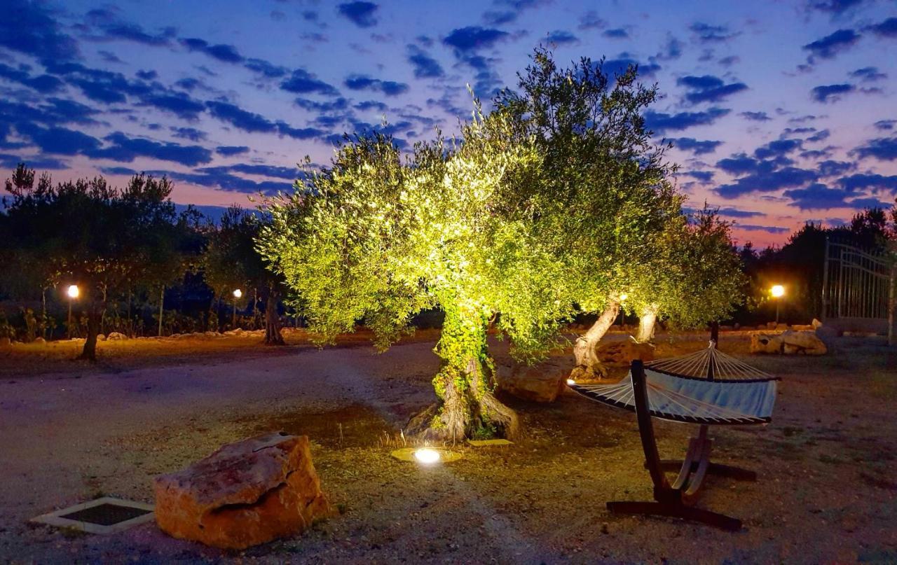 הוילה מרטינה פרנקה Trulli Pax Animi מראה חיצוני תמונה