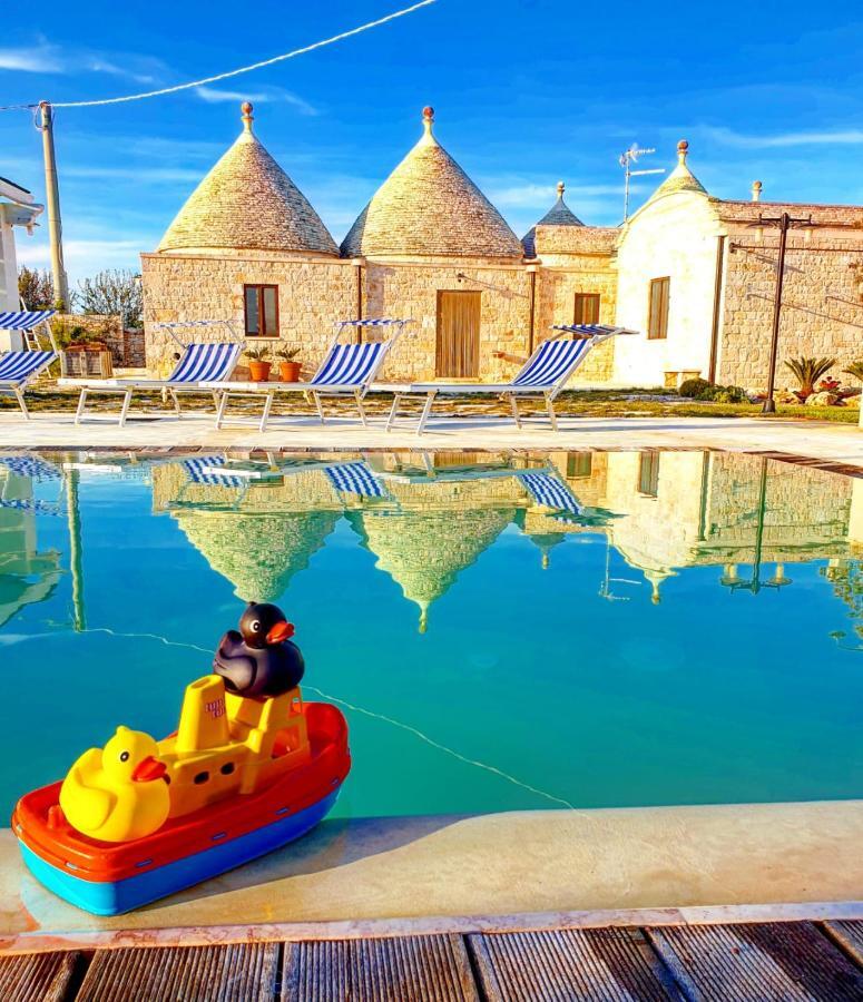 הוילה מרטינה פרנקה Trulli Pax Animi מראה חיצוני תמונה